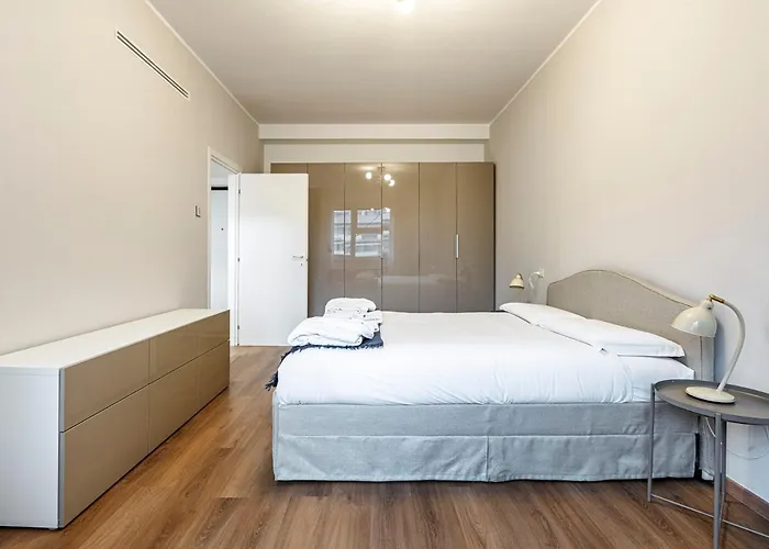 Dhome Pantano - Velasca Tower Apartmán *