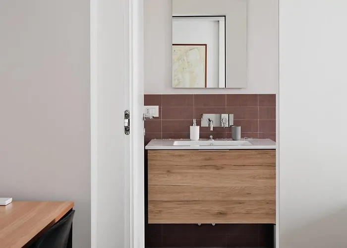 Apartament Large Milan's Navigli - 5 Gu... Mediolan