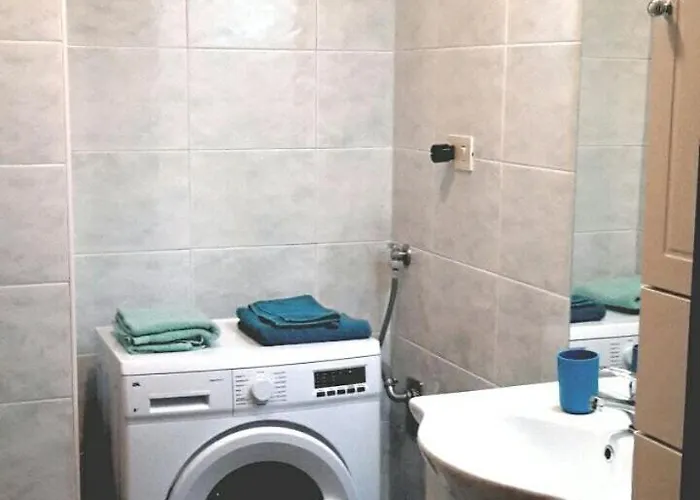 דירה Nina House Yellow Metro Affori Center