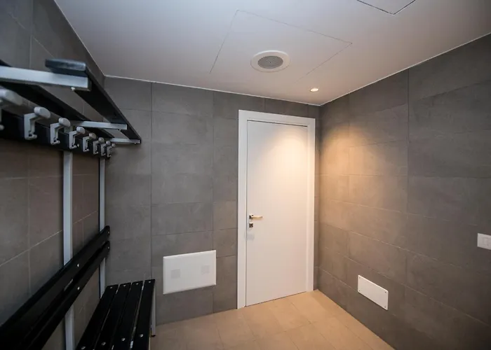 Vivare - The Fifth * Milano