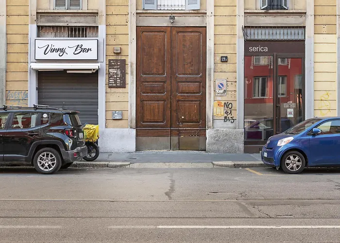 La Corte Milanese - Bocconi, Navigli & Duomo Milán
