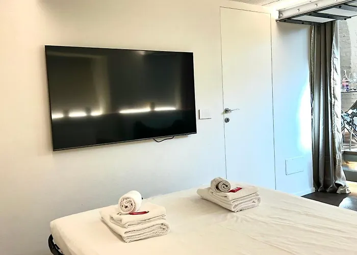 アパート Elegant Design Loft For A Luxury Stay, M1 To Duomo