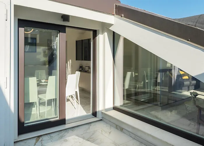 Luxury - Penthouse In Historic Center Apartment *