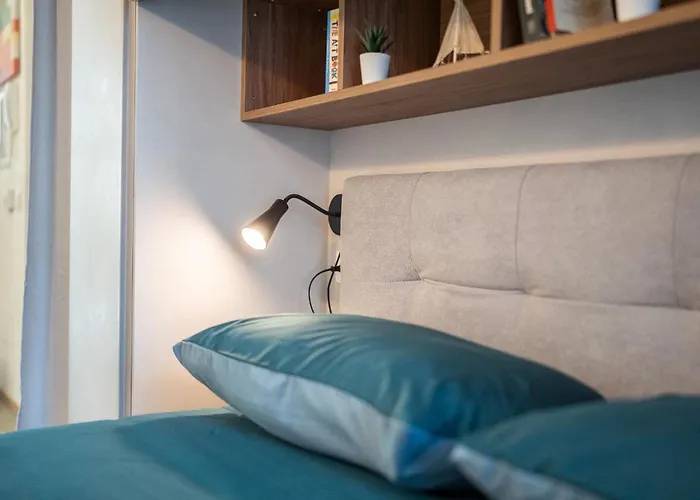 Apartamento Private Garden&metro 2 Min - Wooden Wave Flat *