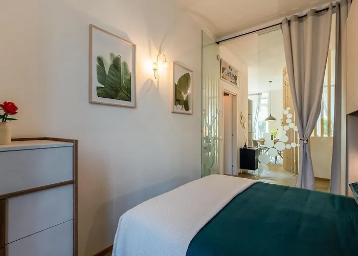 Private Garden&metro 2 Min - Wooden Wave Flat