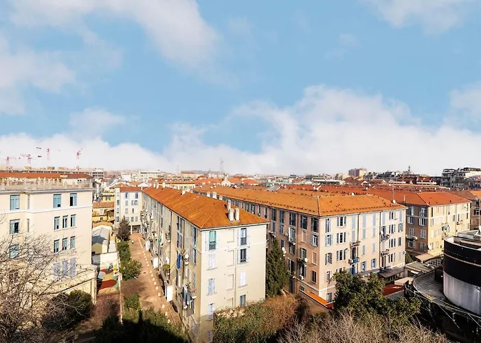Center Rooftop With Terrace In Porta Romana *