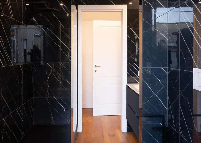 Lusso, Stile E Un Meraviglioso Terrazzo Nel Cuore Di Appartement