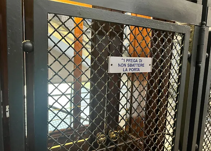 Prestigious 3 Bedrooms, 8 Guest, Centre Porta Romana * 밀라노