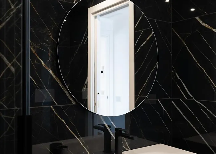 Lusso, Stile E Un Meraviglioso Terrazzo Nel Cuore Di Appartement Milan