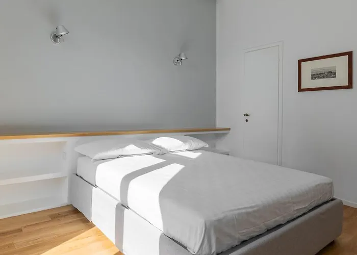 Tricolore - Luxury By Design Club Collection