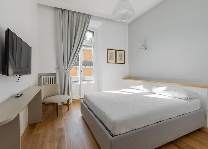 Tricolore - Luxury By Design Club Collection