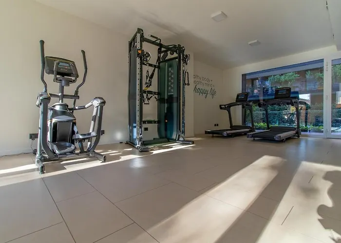 Olgiati Twelve - 3 Charming Bedrooms And Gym