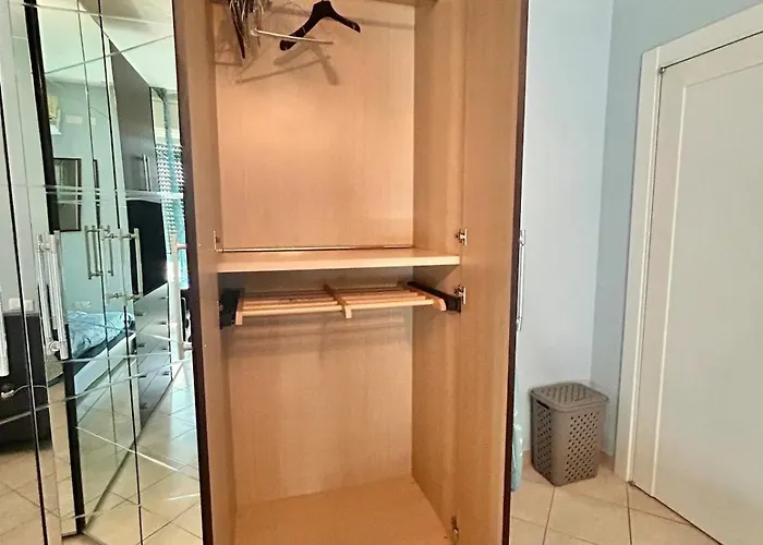 Thecolorfulhouse Navigli Centre * Mailand