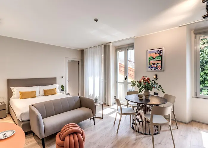 Seety Porta Romana Corte *