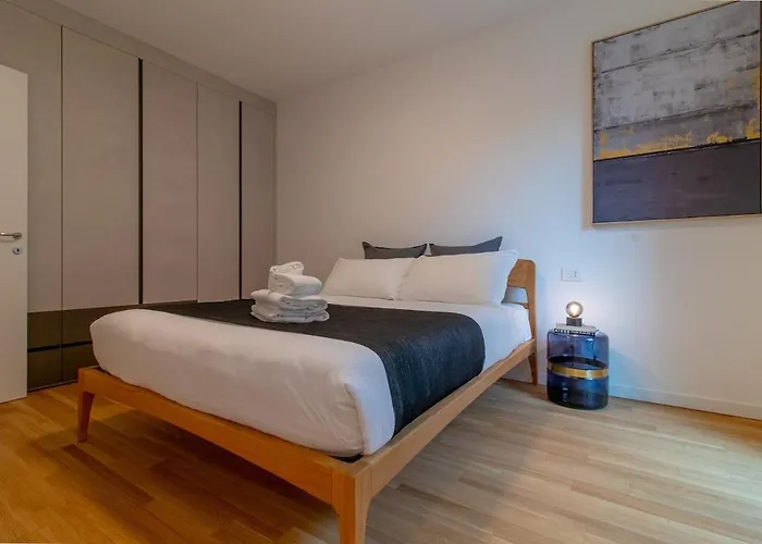 Olgiati Twelve - 3 Charming Bedrooms And Gym