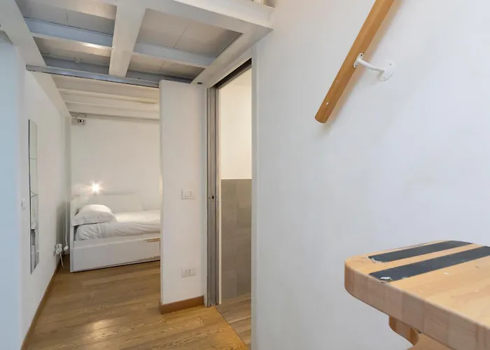 I-host Porta Romana Garden - Tiraboschi Apartman *