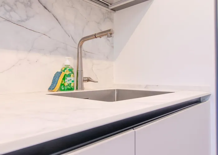 Olgiati Twelve - 3 Charming Bedrooms And Gym Apartmán Milán