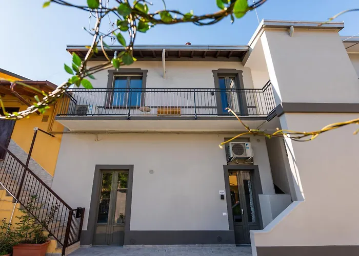 Habesha Flats - A Quiet Retreat Just Steps From The Metro M1 Appartement *