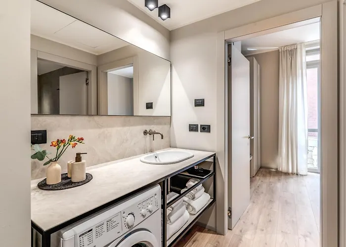 Seety Porta Romana Corte *