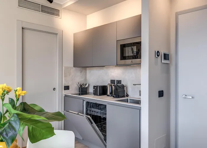 Seety Porta Romana Corte Lejlighed *