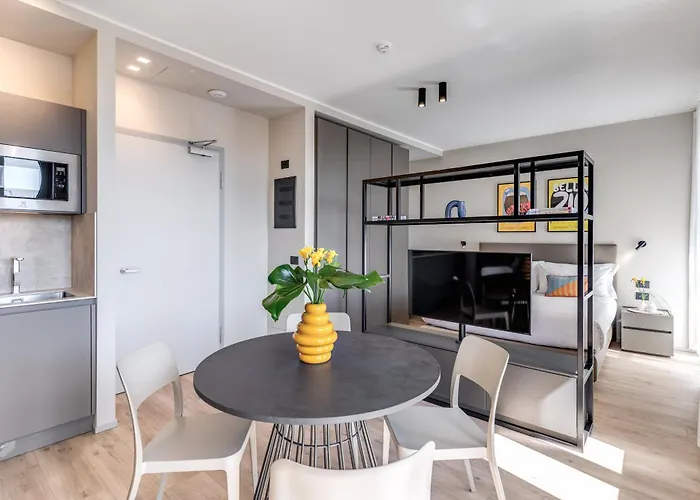 Seety Porta Romana Corte * Milano