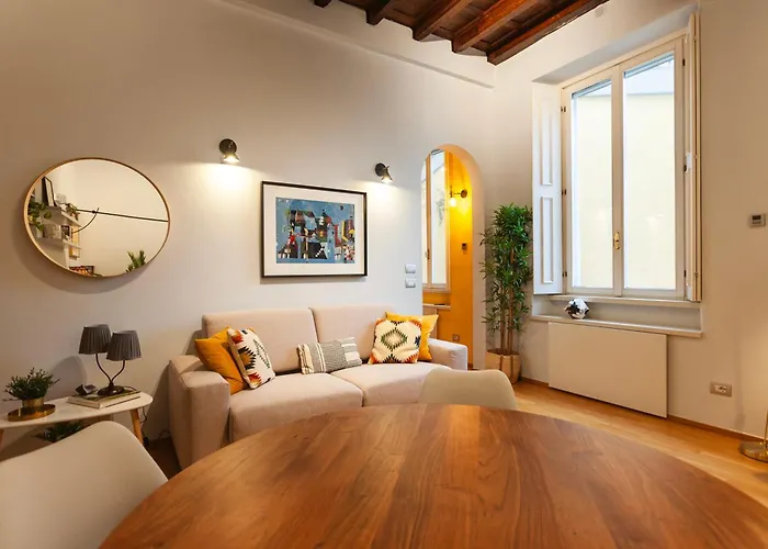 Appartamento Youhosty - Santa Marta 11 *