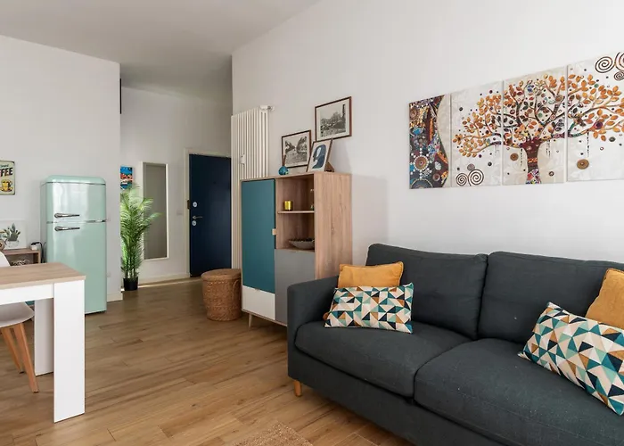 Con Terrazzo Sui Tetti Milanesi מילאנו