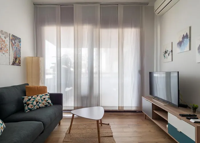 Con Terrazzo Sui Tetti Milanesi