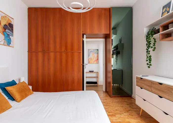 Con Terrazzo Sui Tetti Milanesi דירה