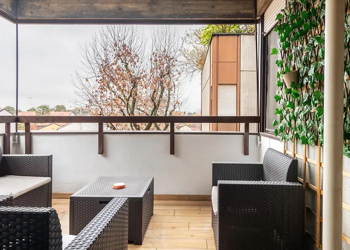 Con Terrazzo Sui Tetti Milanesi מילאנו