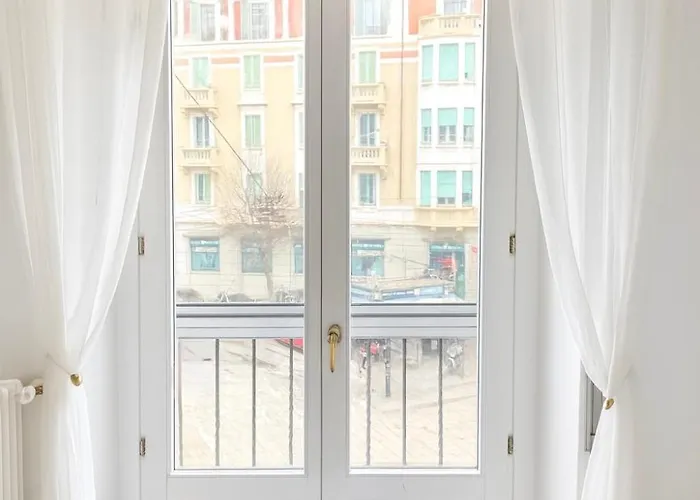 Apartman The Boutique - Steps Away From The Duomo Area