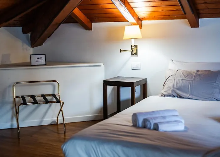 Lejlighedshotel Anglia, Smartstay - Amendola, Fiera, Ospedale San Luca 3*