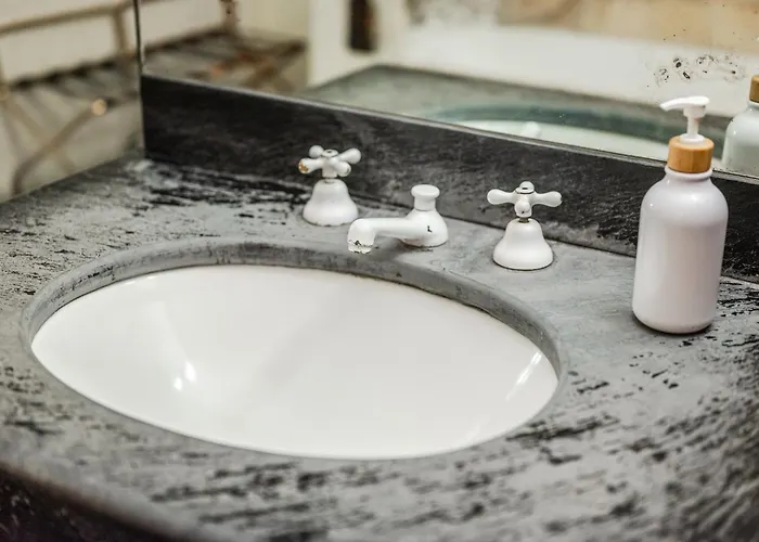 Anglia, Smartstay - Amendola, Fiera, Ospedale San Luca