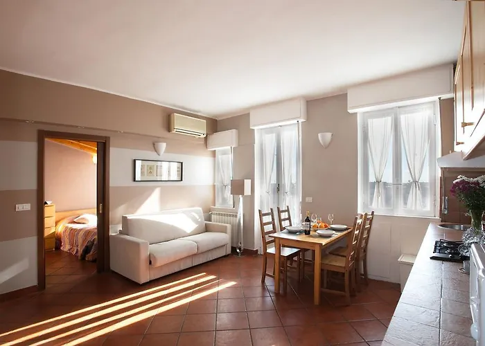 Apartament Skyline In Citta Studi A 1 Minuto Dal Metro Con Terrazzo Wi-fi E Netflix