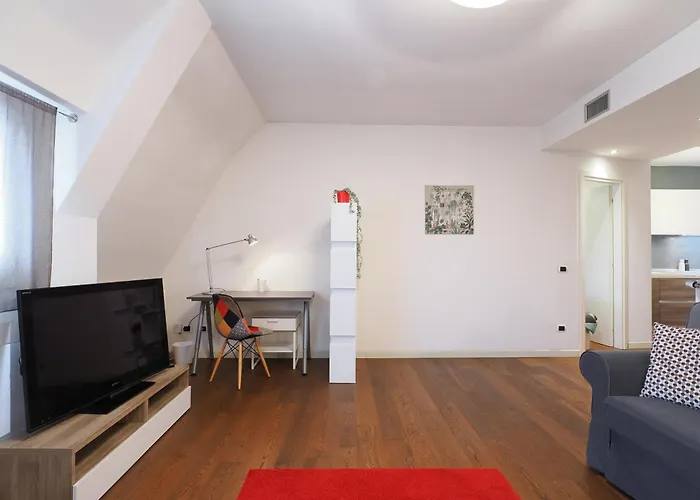 Primopiano - Fargorida 6 * Milán