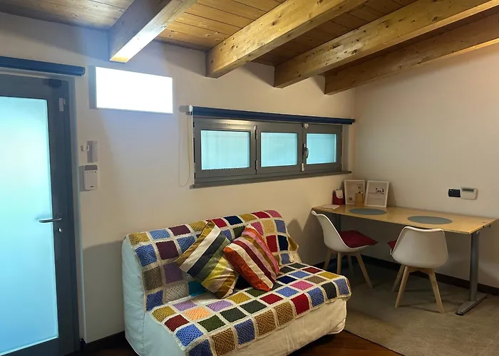 Casa Di Chloe - A Pochi Passi Dai Navigli Bocconi-naba-iulm -raggiungile Il Duomo A Piedi Milano