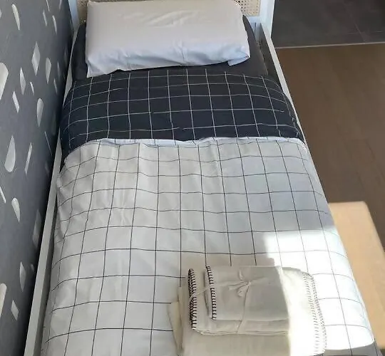 Davide Host | Da Giulietta, 20 Min To Duomo Apartman