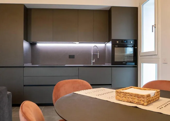 Davide Host | Da Giulietta, 20 Min To Duomo Apartman Milánó