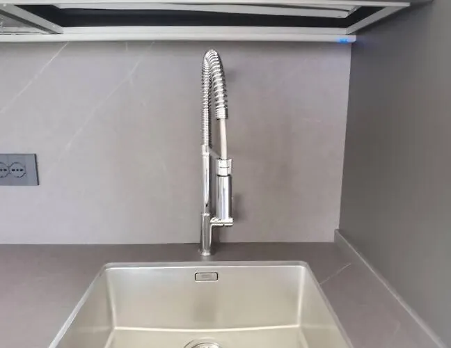 Davide Host | Da Giulietta, 20 Min To Duomo Apartman