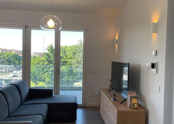 Davide Host | Da Giulietta, 20 Min To Duomo * Milánó