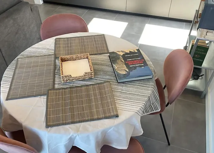 Apartman Davide Host | Da Giulietta, 20 Min To Duomo *