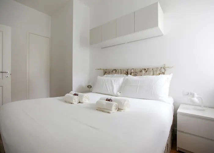 Hacca Collection - Charming Gem In Corso Magenta & Sant'ambrogio Appartement