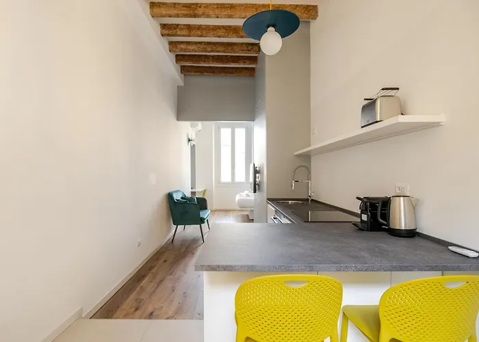 Charming In Isola In The Heart Of Appartement Milaan