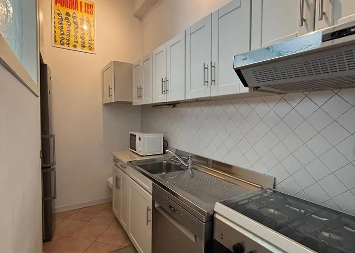 Tinyedward ゲストハウス ミラノ