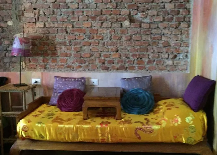 לינה וארוחת בוקר Villa Doree