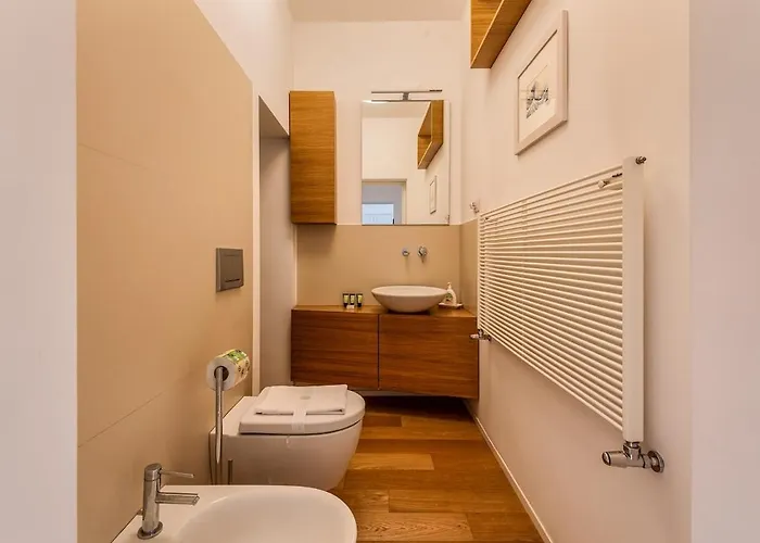 Porta Venezia Charme-2km From Centrale-15' Airport Апартаменты Милан