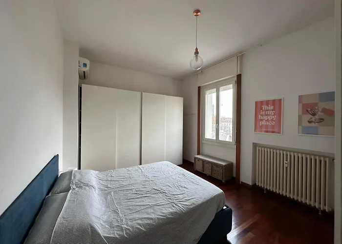 Yellow Mood - Porta Romana Apartmán