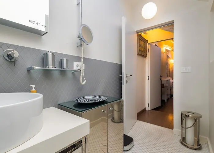 Living Porta Venezia Daire Milano