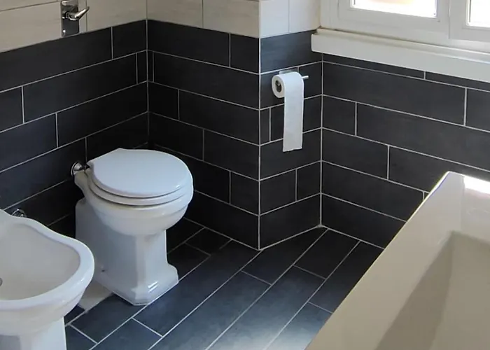 Cozy & Contemporary 2 Bdrm 1 Bthrm In Citta Studi Daire Milano