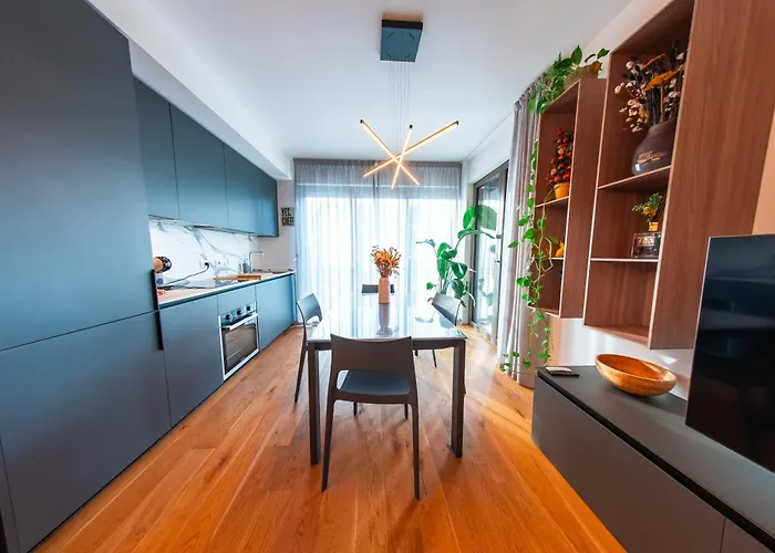 Crespi Terrace, Private Parking, A Few Steps From The Metro Apartamento